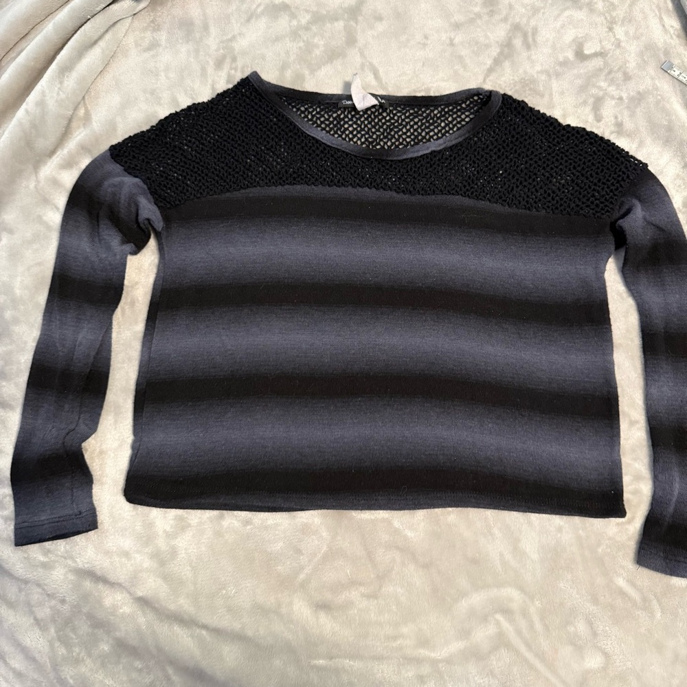 Double Zero Net Black & Gray Crop Top Womens M/L Long Sleeve